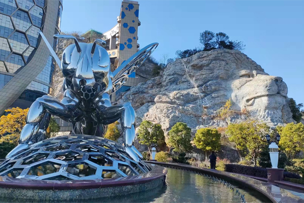 �ҵ�һ��(g��)���V�ĵ��������S�Ҹ������ױ��CƷ�|(zh��)��